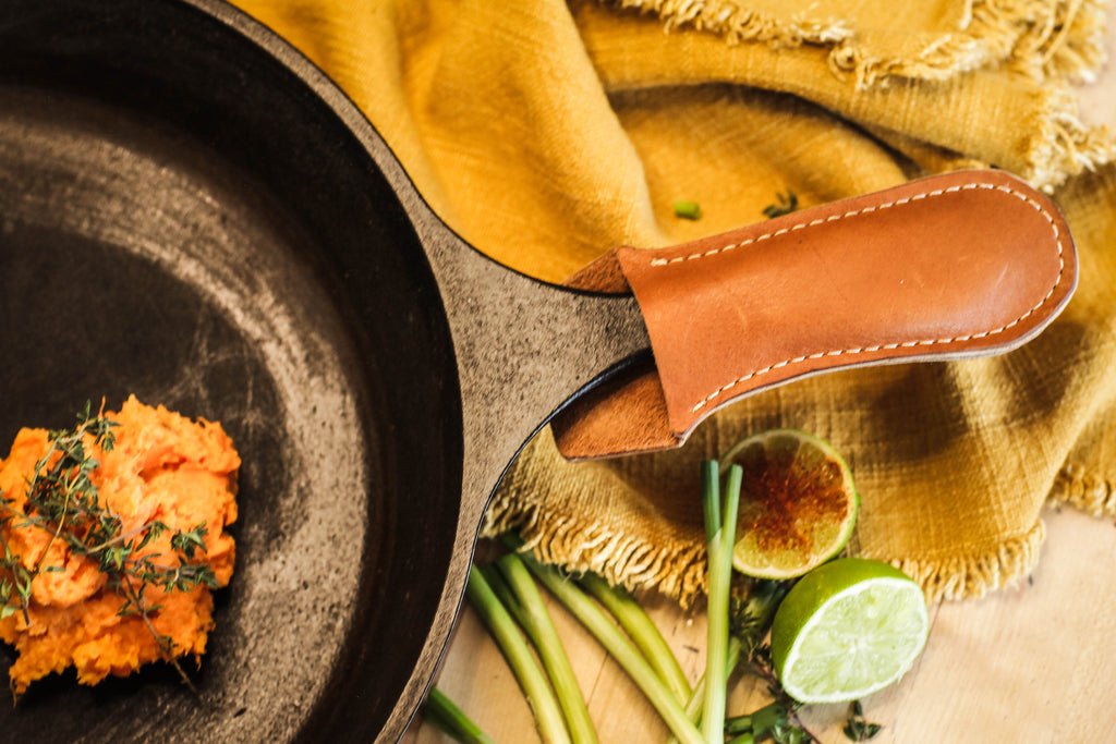 Leather Skillet Sleeve image 0